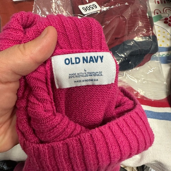 Old Navy Fuchsia Turtleneck Sweater - Picture 3 of 4